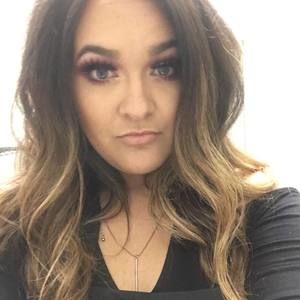 Meet your Posher, Kassandra